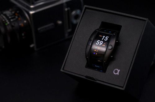 腕上革命 努比亚阿尔法评测，探索独立通话上网的移动终端新形态